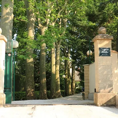 Guest house Domaine Du Moulin Saint-Laurent-des-Arbres