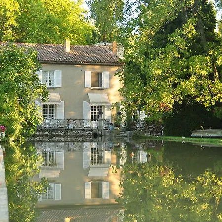 Domaine Du Moulin Affittacamere Saint-Laurent-des-Arbres