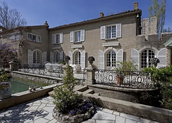 Domaine Du Moulin Saint-Laurent-des-Arbres